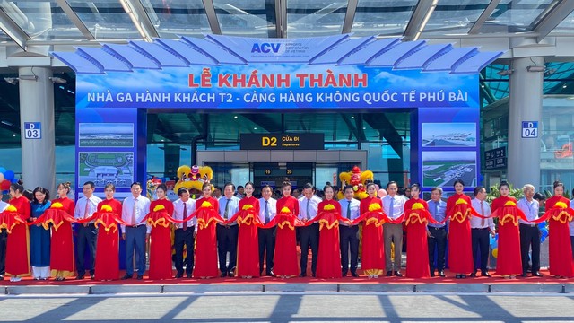 Khánh thành nhà ga hành khách T2, Cảng hàng không quốc tế Phú Bài